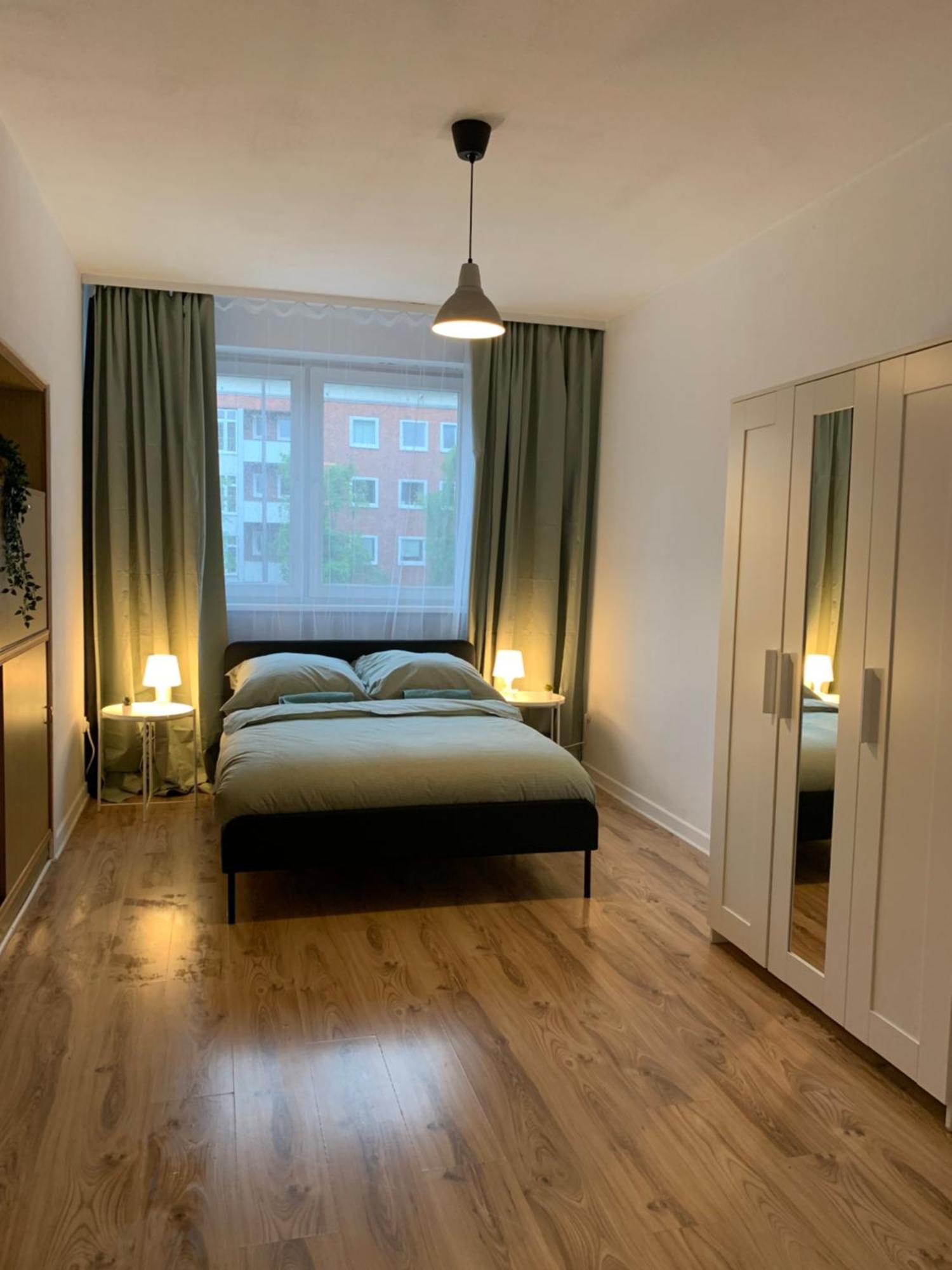 Fruchtallee Apartment